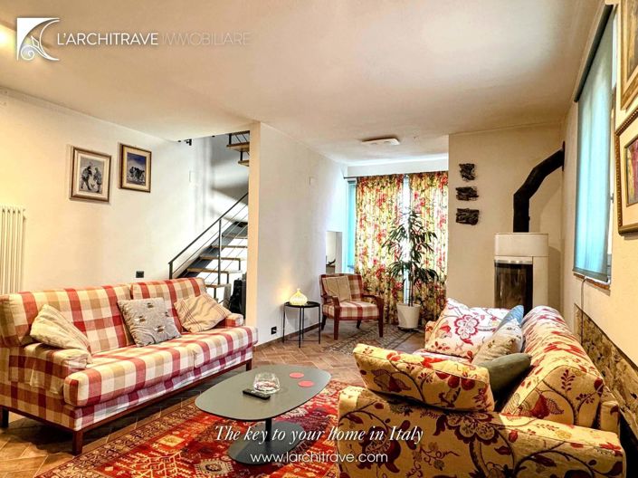 Image No.23-2 Bed House for sale