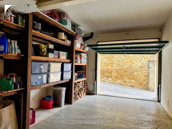 Image No.25-2 Bed House for sale