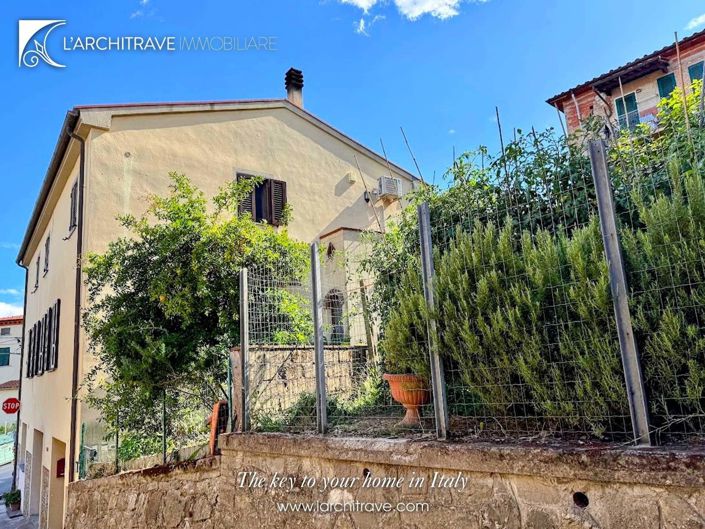 Image No.4-Maison de 2 chambres à vendre à Chianni