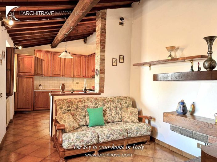 Image No.13-3 Bed House for sale