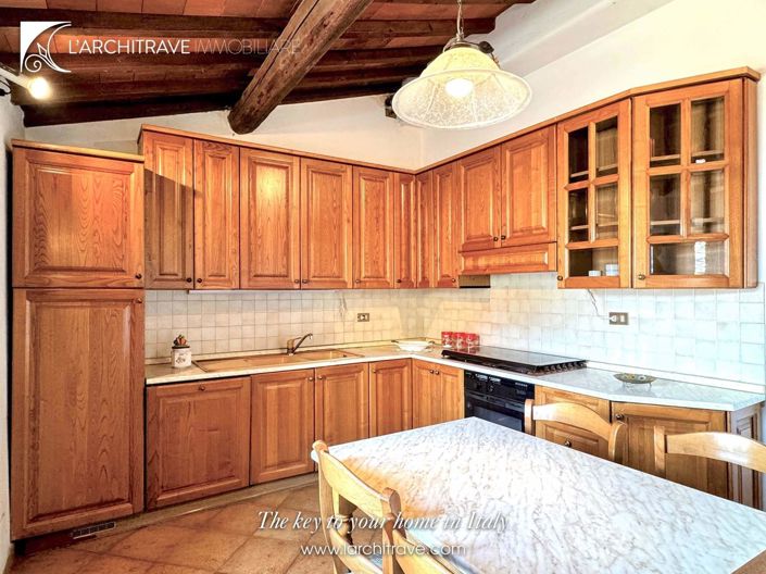 Image No.15-3 Bed House for sale