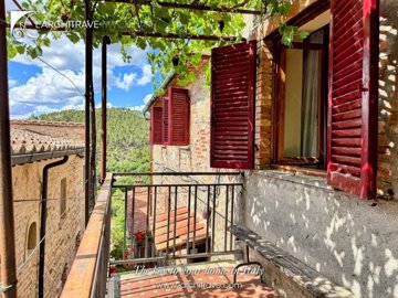Larchitrave Immobiliare most sold property