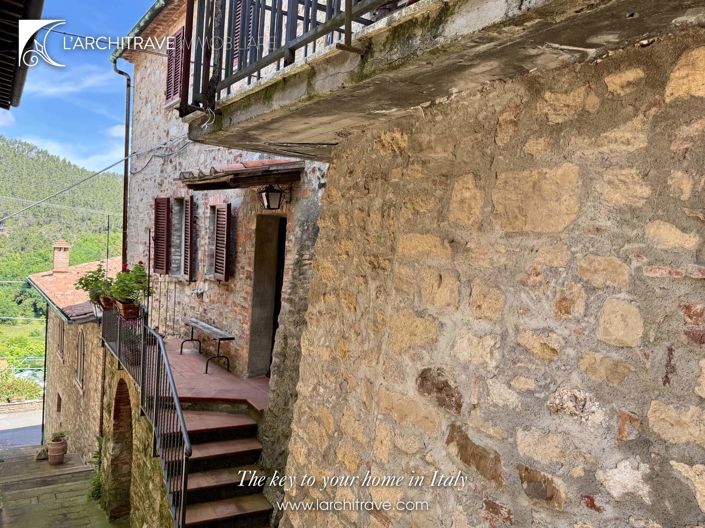 Image No.8-3 Bed House for sale