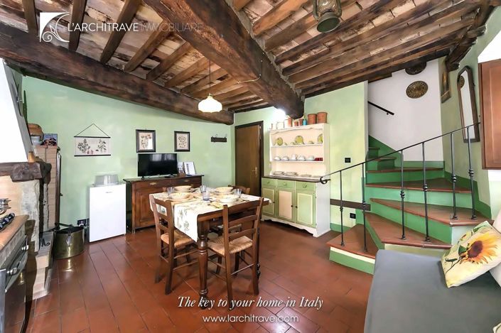 Image No.5-2 Bed House for sale