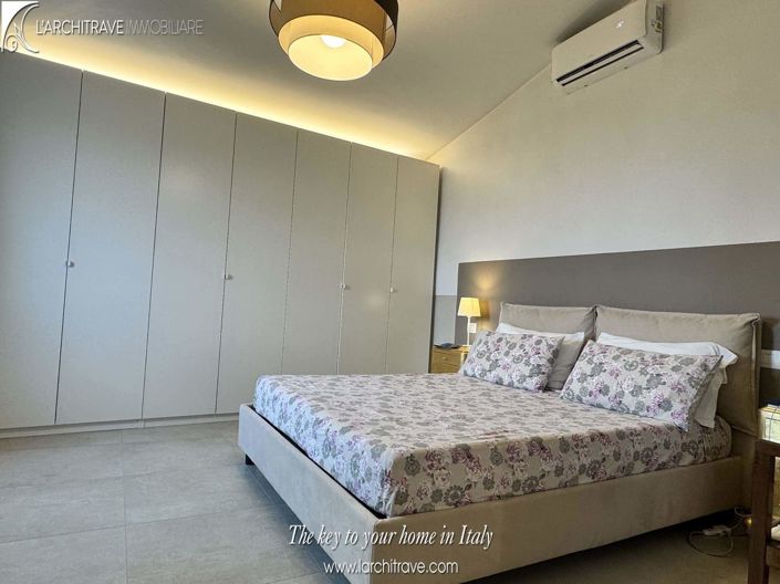 Image No.17-2 Bed House for sale