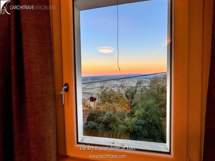 Image No.20-1 Bed House for sale