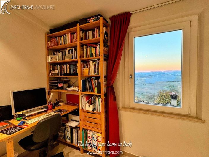 Image No.22-1 Bed House for sale