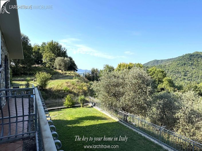 Image No.12-3 Bed Villa for sale