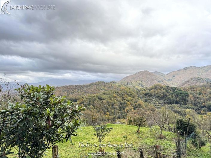 Image No.2-Maison de 2 chambres à vendre à Aulla