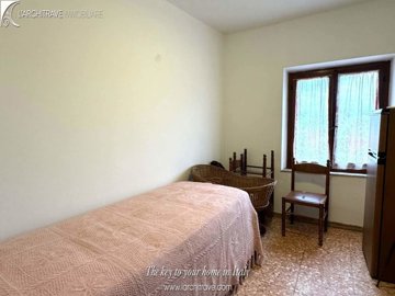 1d0057c8-3e34-90a9-8eaf-8ad0120205a8