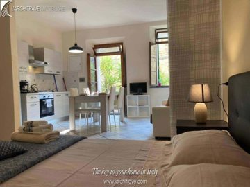 1 - Chianni, House