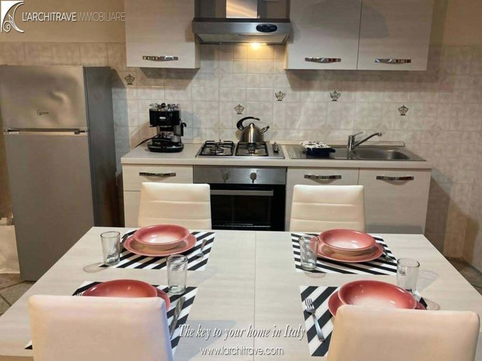 Image No.10-1 Bed House for sale