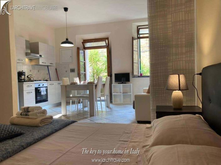 Image No.6-1 Bed House for sale