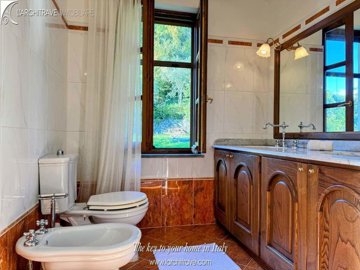 1c74dc4f-69be-6aa5-8f7f-b4631762d4a9