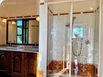 d66a0a45-e5d8-672b-b5a3-3ad5f03d0264