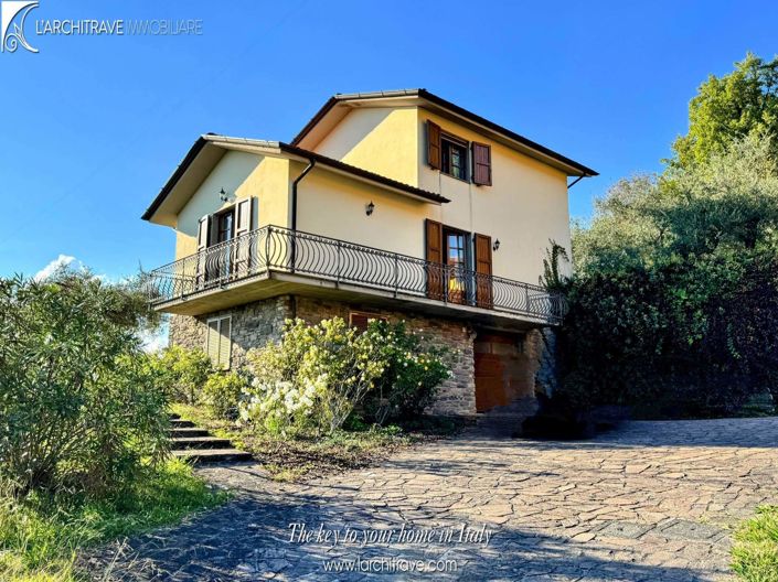 Image No.17-Villa de 3 chambres à vendre à Bagnone