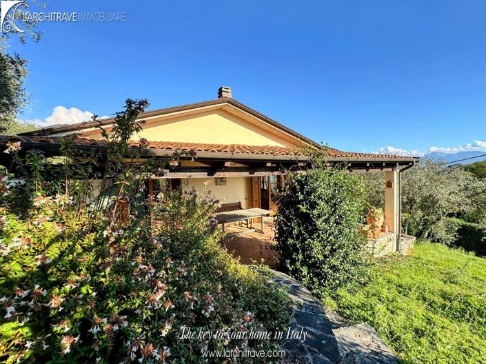 Image No.20-Villa de 3 chambres à vendre à Bagnone