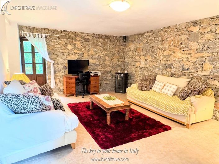 Image No.3-2 Bed House for sale