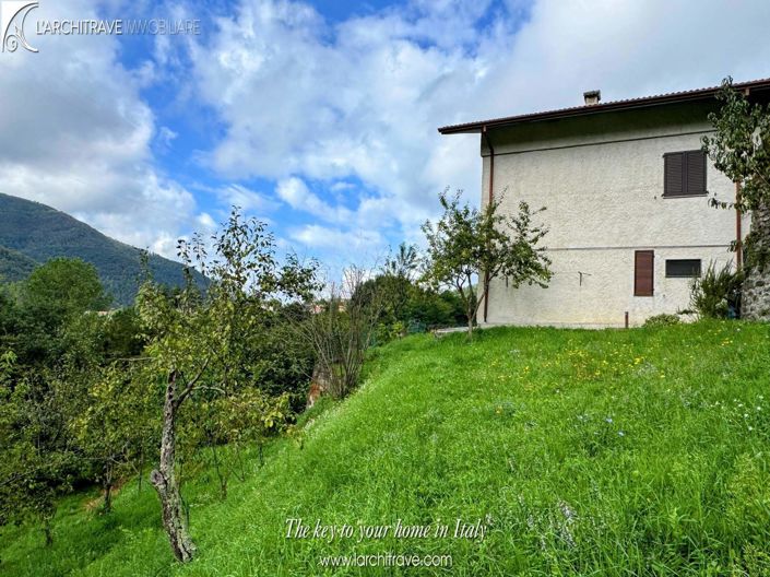 Image No.11-3 Bed Villa for sale