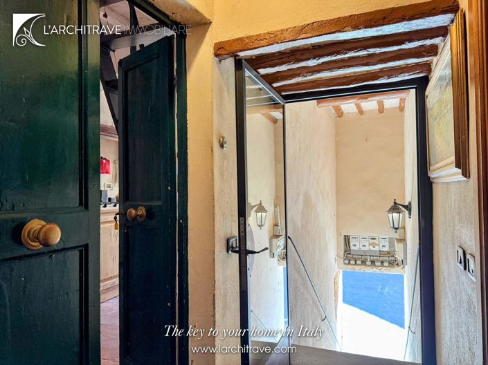 Image No.19-1 Bed House for sale