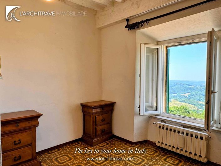 Image No.16-2 Bed House for sale