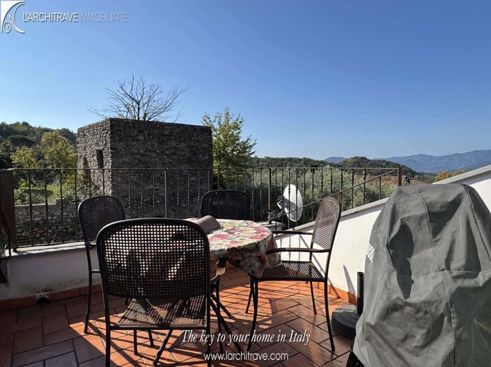 Image No.12-Maison de 2 chambres à vendre à Licciana Nardi