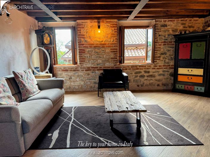 Image No.2-Maison de 2 chambres à vendre à Bagnone