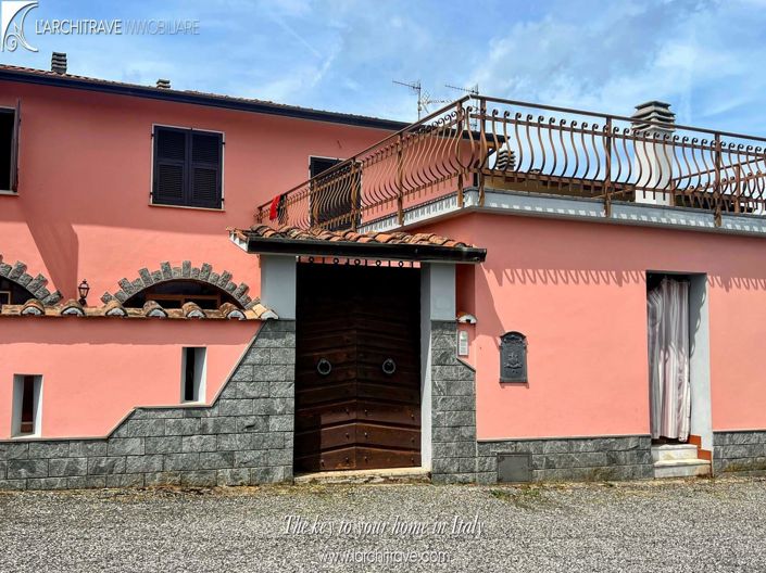 Image No.1-Maison de 5 chambres à vendre à Fivizzano