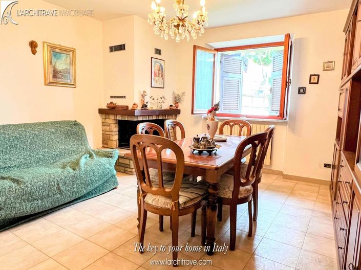 Image No.5-Maison de 5 chambres à vendre à Fivizzano