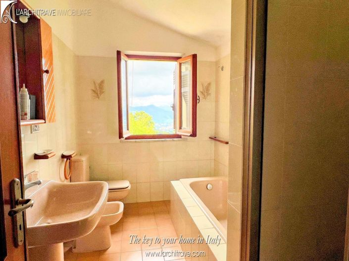 Image No.8-Maison de 5 chambres à vendre à Fivizzano