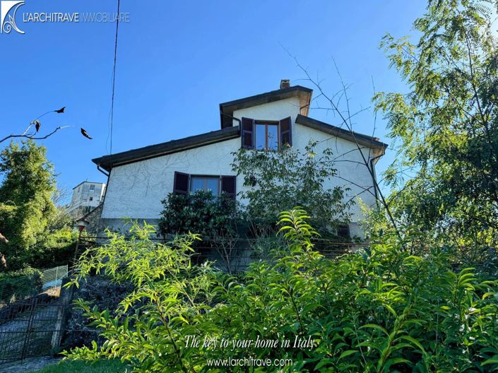 Image No.2-3 Bed House for sale