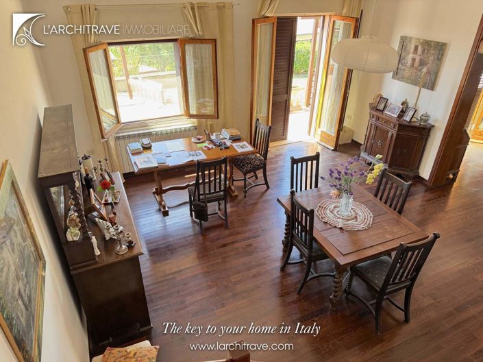 Image No.14-4 Bed Villa for sale