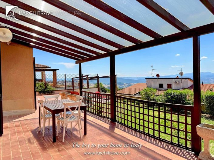 Image No.35-4 Bed Villa for sale