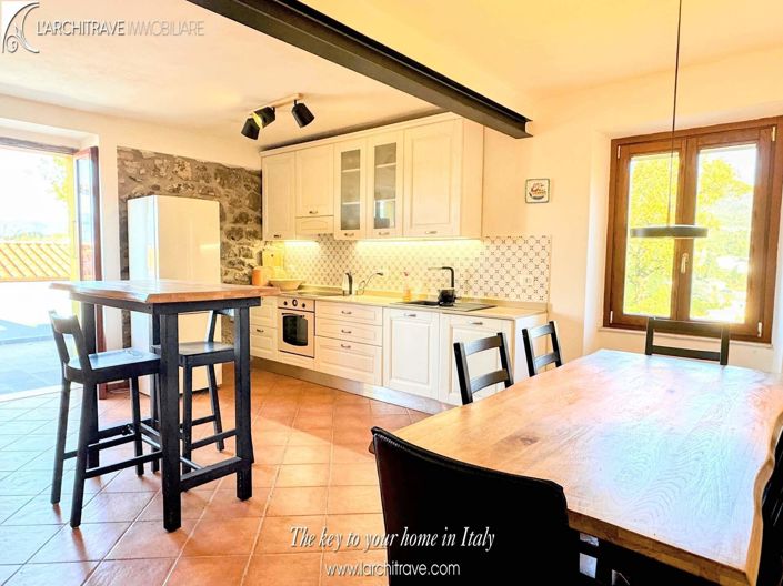 Image No.4-Maison de 4 chambres à vendre à Bagnone