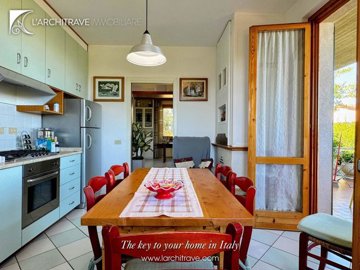 39d760b6-3e9c-5a0a-8cd6-46a5ce25330a