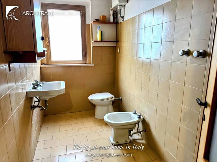 Image No.41-3 Bed Villa for sale