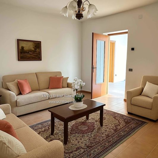 Image No.3-4 Bed House for sale