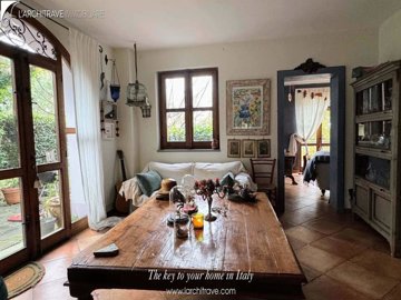 ee6a124b-d8ff-15ed-0e3e-393a4c64ed1b