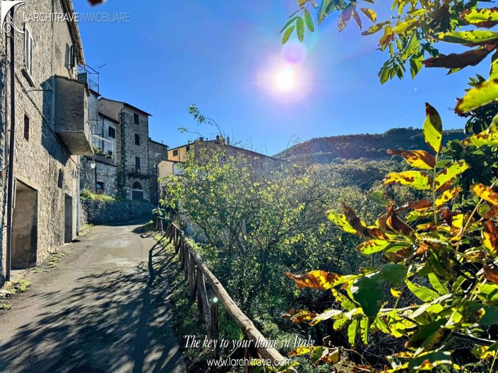 Castelnuovo di Val di Cecina, House