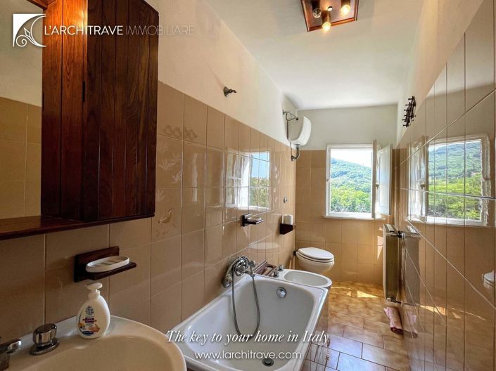 Image No.14-2 Bed House for sale