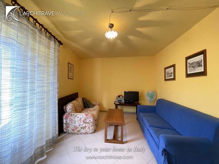 Image No.17-2 Bed House for sale