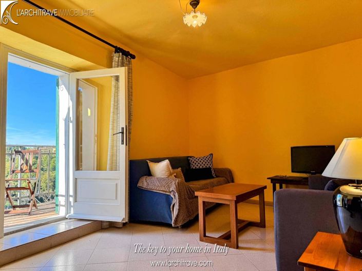 Image No.19-2 Bed House for sale