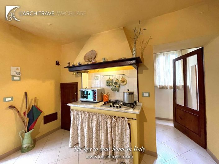 Image No.2-2 Bed House for sale