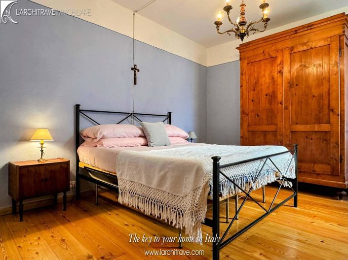 Image No.26-2 Bed House for sale