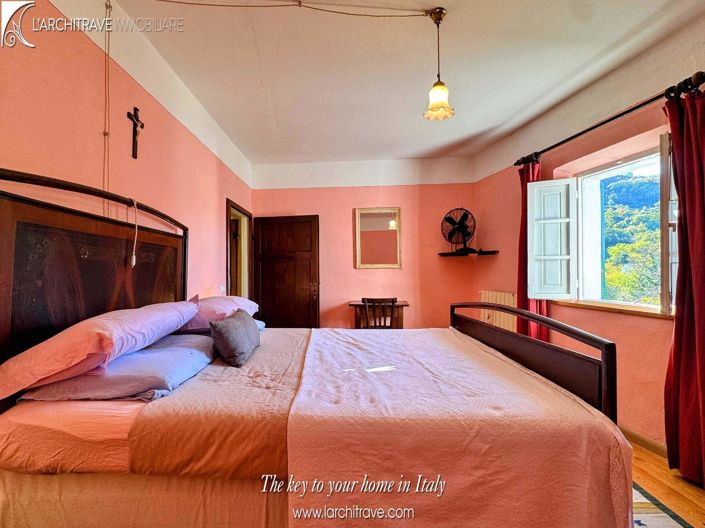 Image No.29-2 Bed House for sale