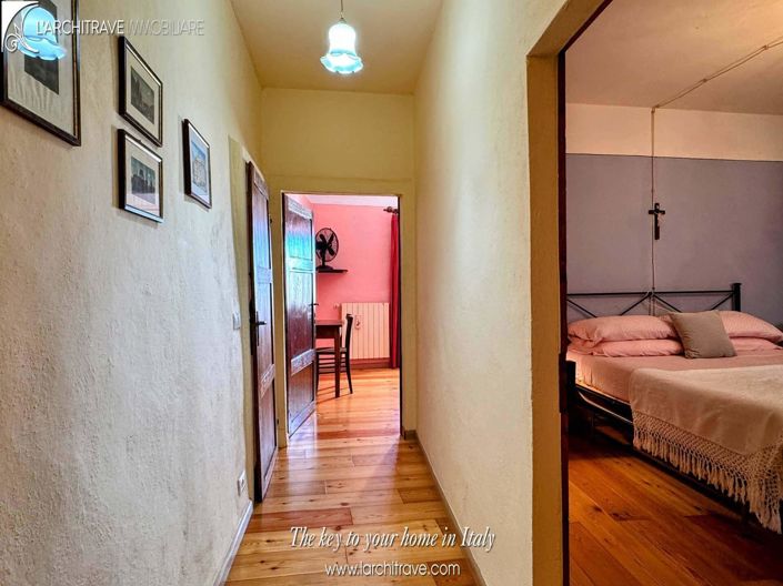 Image No.31-2 Bed House for sale