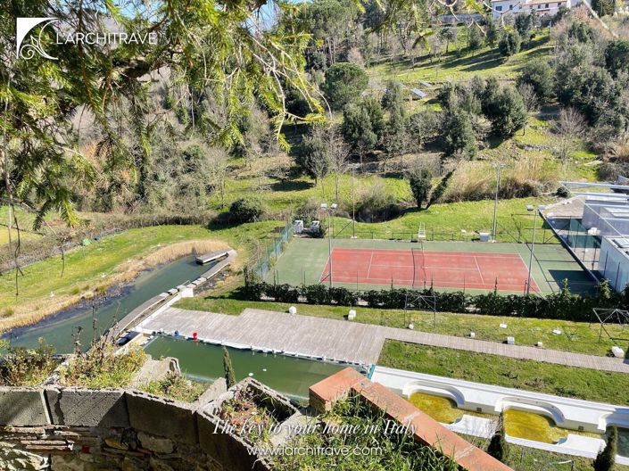 Image No.40-2 Bed House for sale