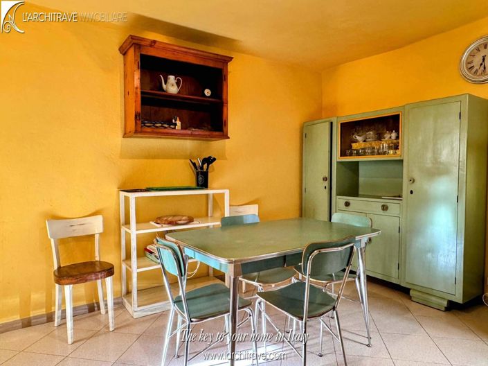 Image No.6-2 Bed House for sale