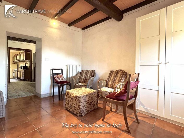 Image No.2-2 Bed House for sale