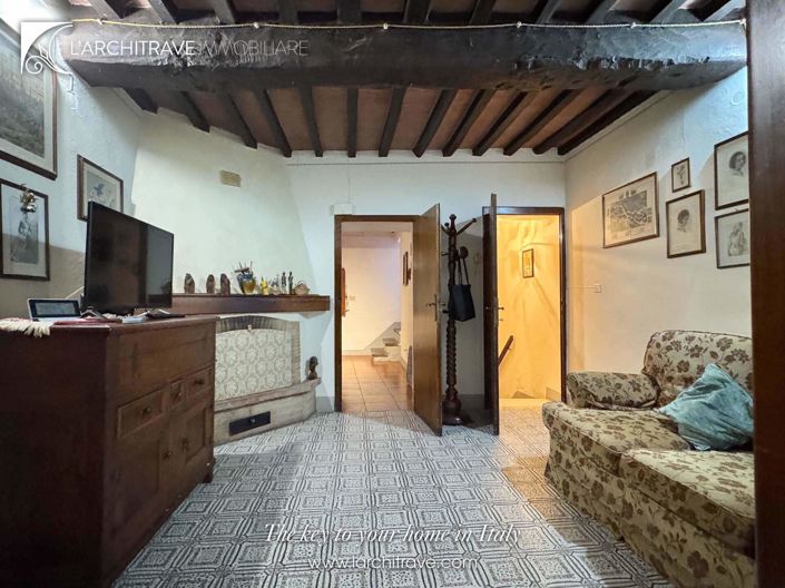 Image No.4-2 Bed House for sale